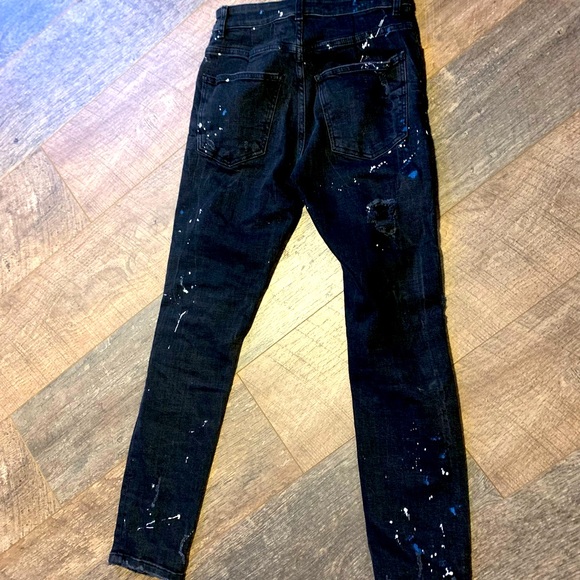 Distressed Zara button fly jeans. - Picture 2 of 3